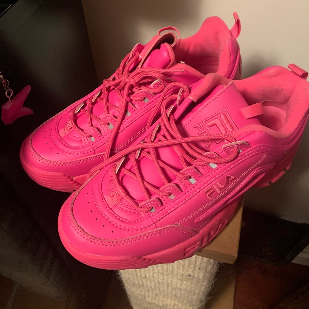 Fila sneaker  (size 10) 💗~Hot Pink~ 💗 used once